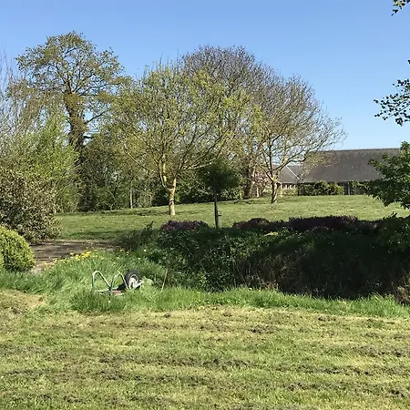 La Ferme Du Longpre Casa de Férias *